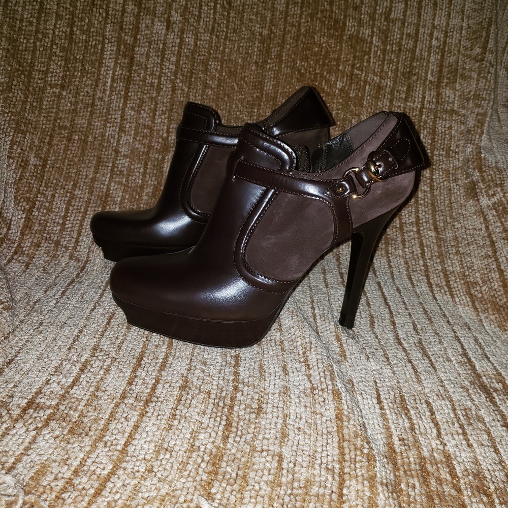 Gucci Brown Booties